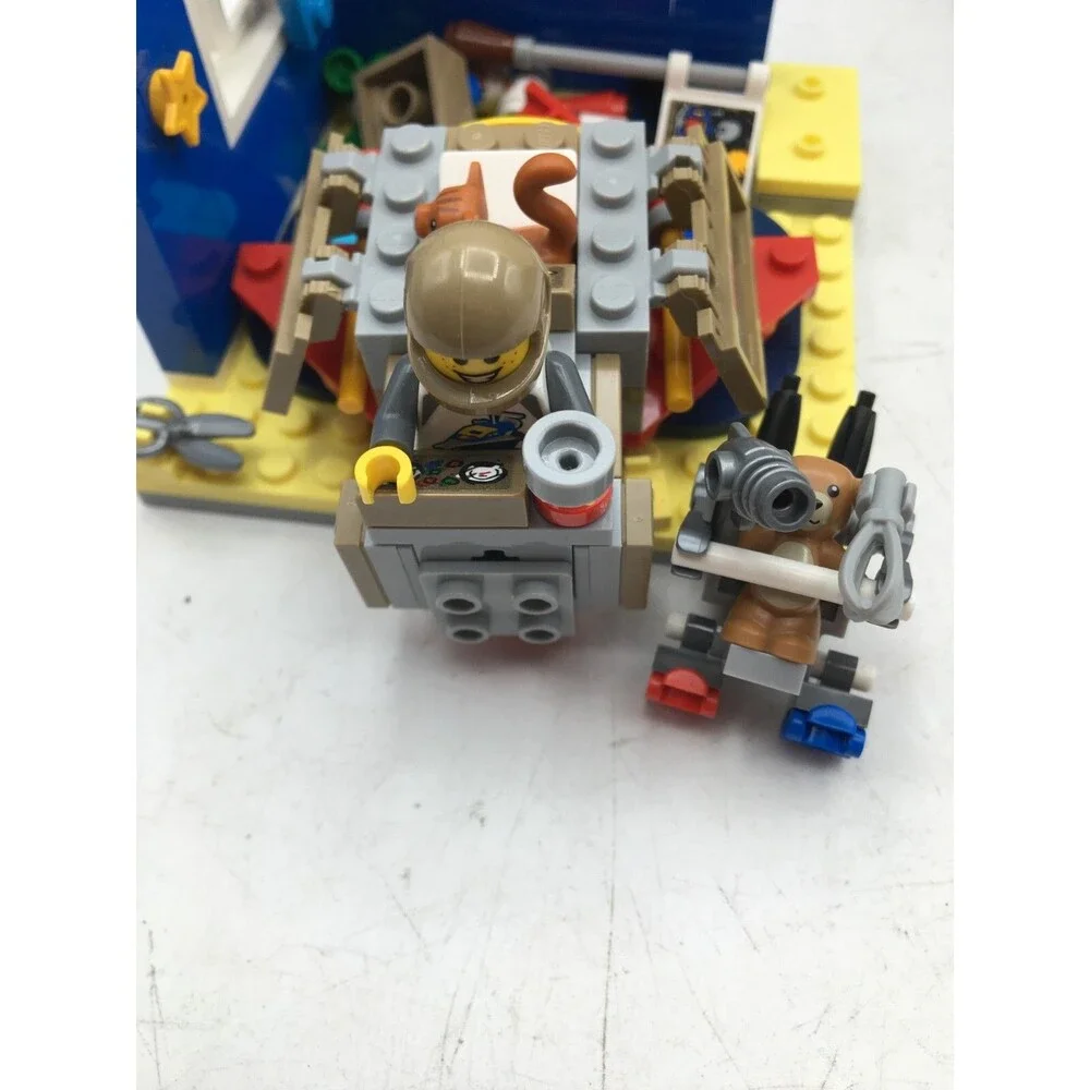Lego Lot Construction, Kitty, Man, Bear, Vita Rush, Sign, Bricks, Scissors EUC